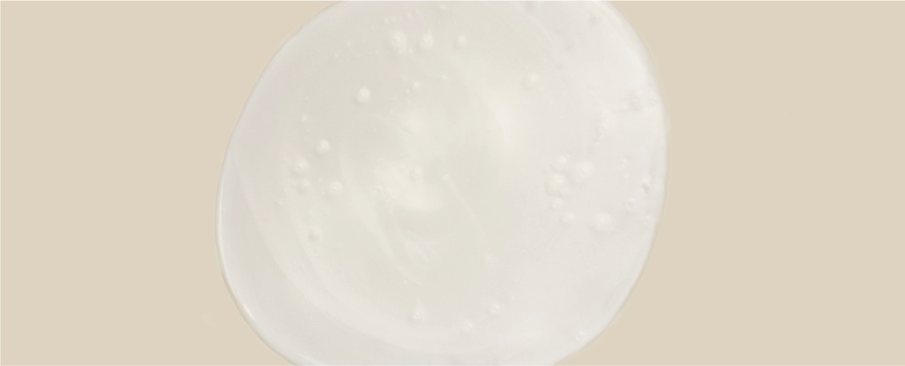 The Benefits of Hyaluronic Acid Facial Serums